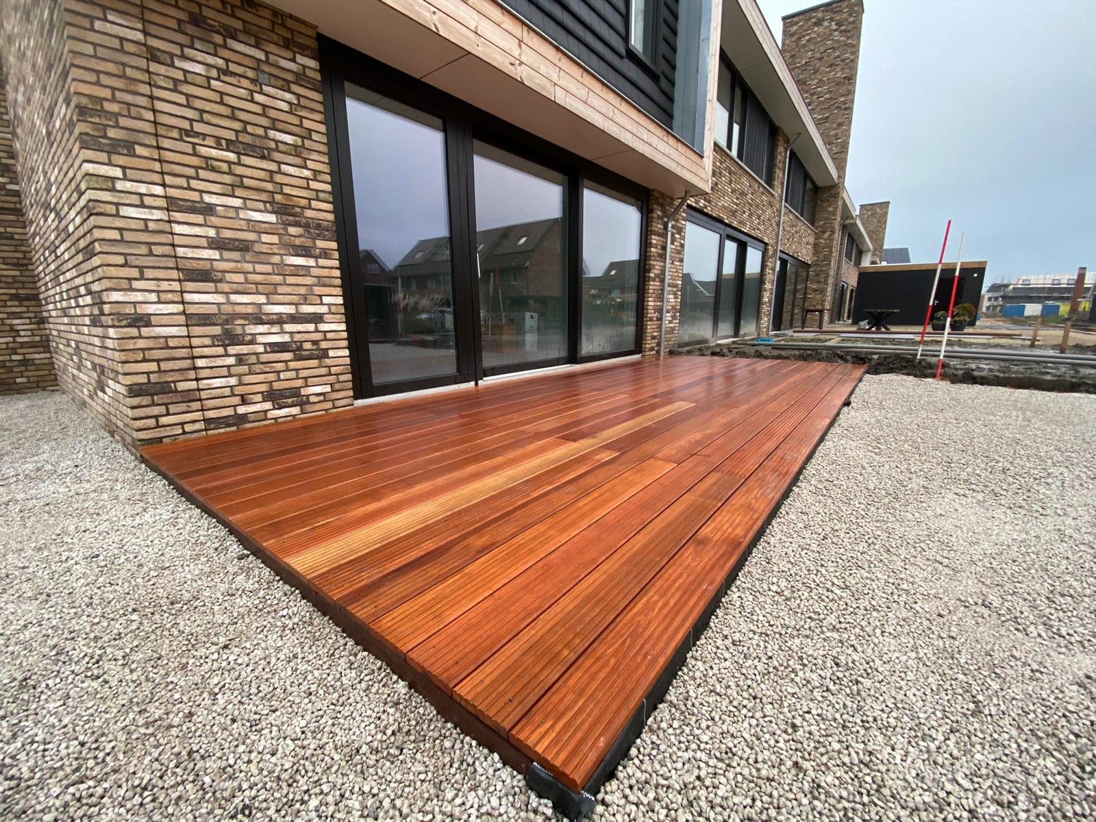 Hardhouten vlonder Hardhouten vlonder